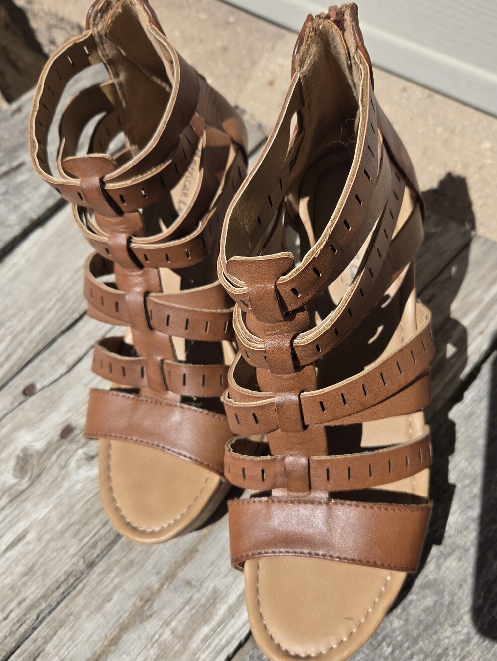 Strappy Brown Cork Platform Heels Sandals 7.5 American Eagle Faux Leather